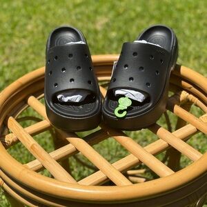 NWT Crocs Stomp Slide Size 8